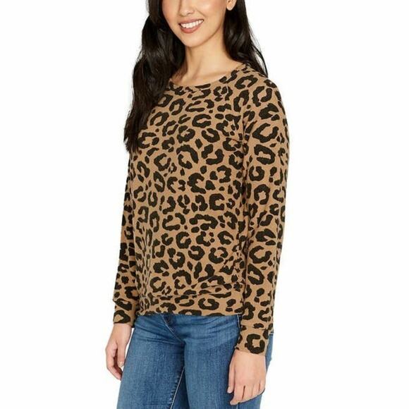 New Buffalo Women's Ultra Soft Leopard Print Cozy Pullover Top Sweater - Picture 3 of 7
